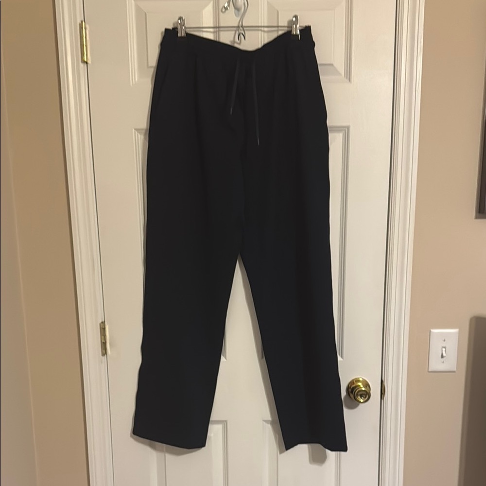 Lululemon Athletica Navy Straight-Leg MR Luxtreme Pant